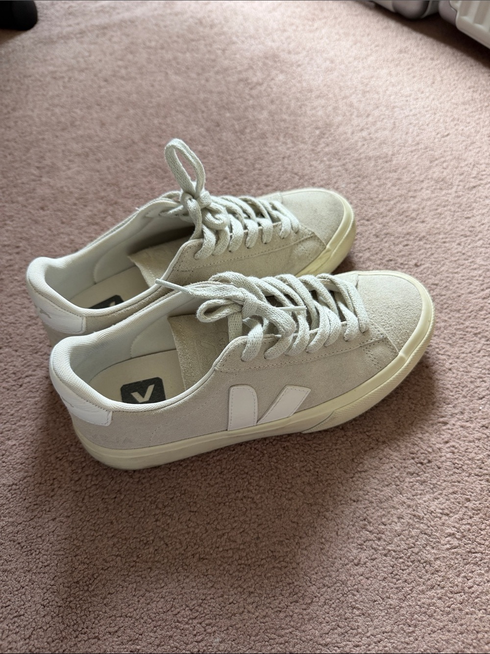 Veja sneaker suede finish